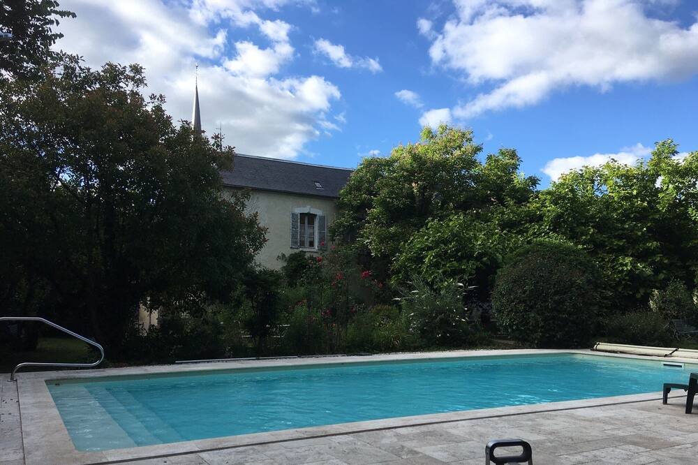 Photo of Outdoor in Saint-Fargeau