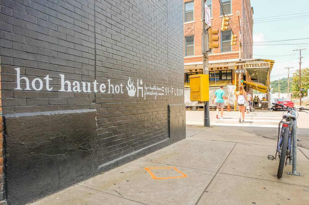 Photo of Others in Strip District