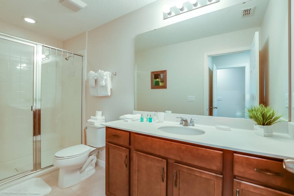 Photo of Bathroom in Four Corners