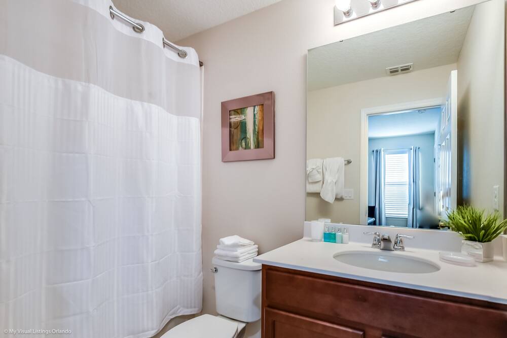 Photo of Bedroom in Four Corners