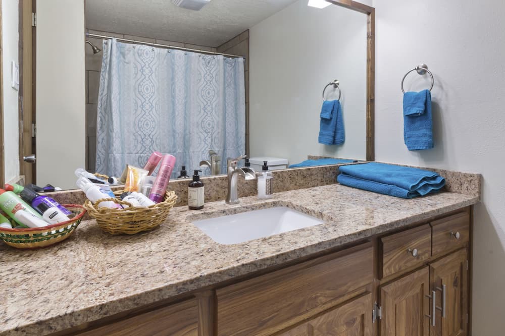 Photo of Bathroom in Northeast Heights