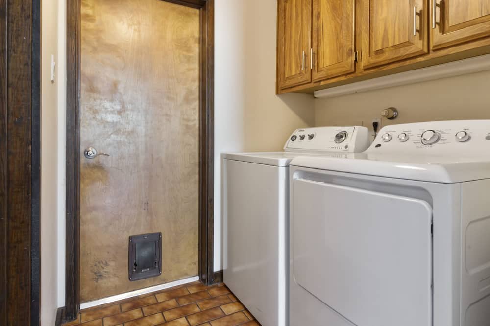 Photo of Bedroom in Northeast Heights