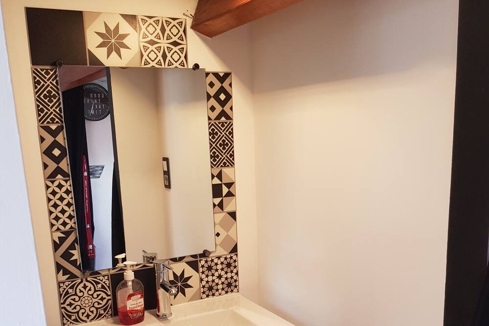 Photo of Bathroom in Salleles-d'Aude