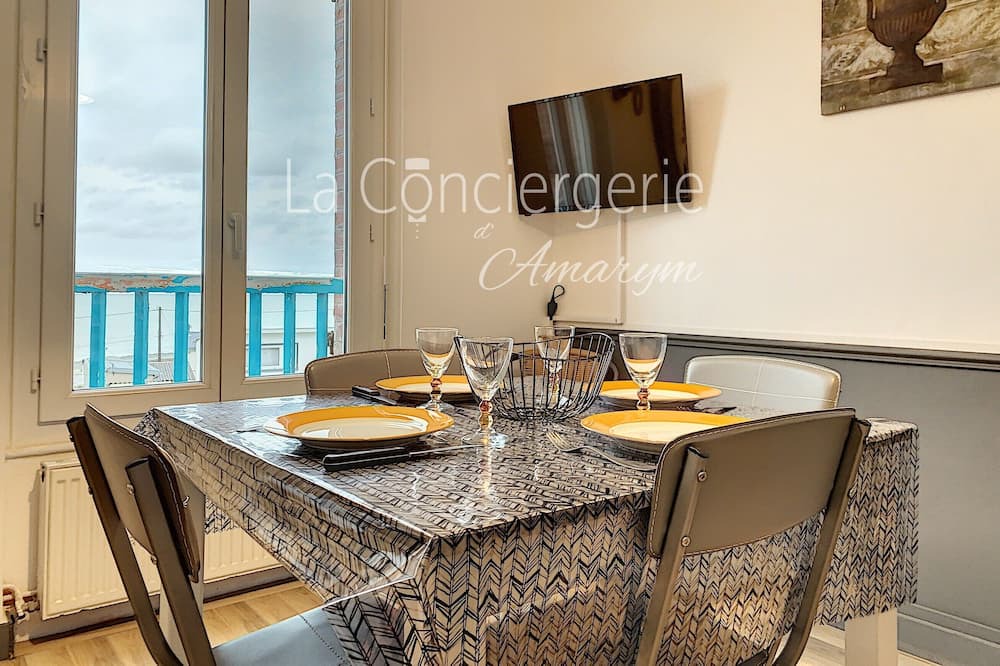 Photo of Kitchen in Woignarue