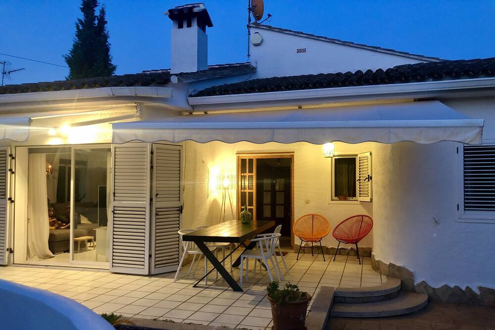 Photo of Patio Balcony in La Pobla de Vallbona