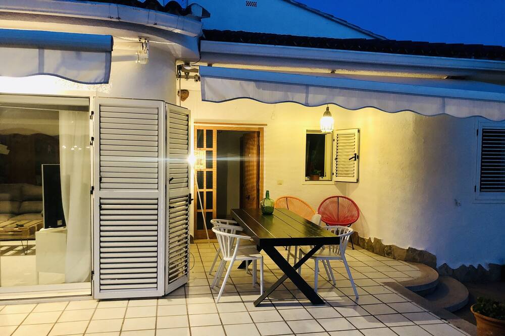 Photo of Patio Balcony in La Pobla de Vallbona