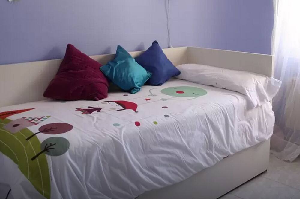 Photo of Bedroom in La Pobla de Vallbona