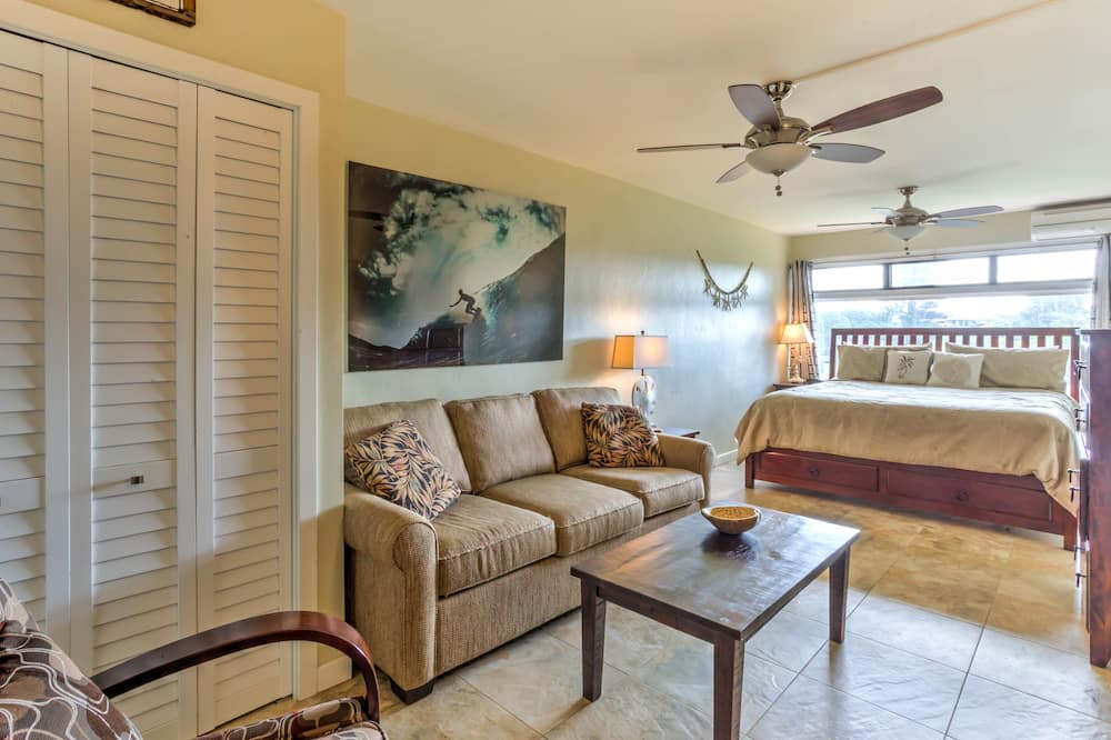 Photo of Bedroom in Poipu