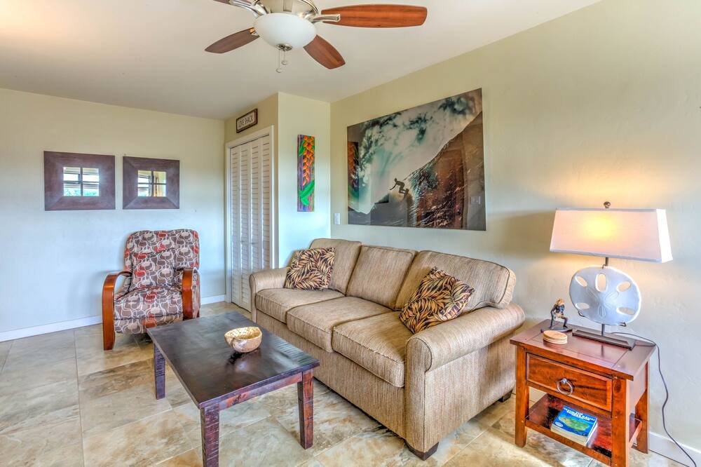 Photo of Livingroom in Poipu