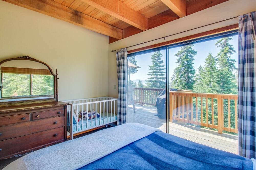 Photo of Others in Tahoe Vista