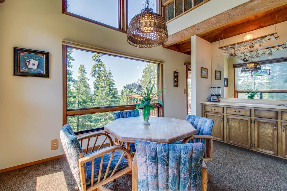 Photo of Others in Tahoe Vista
