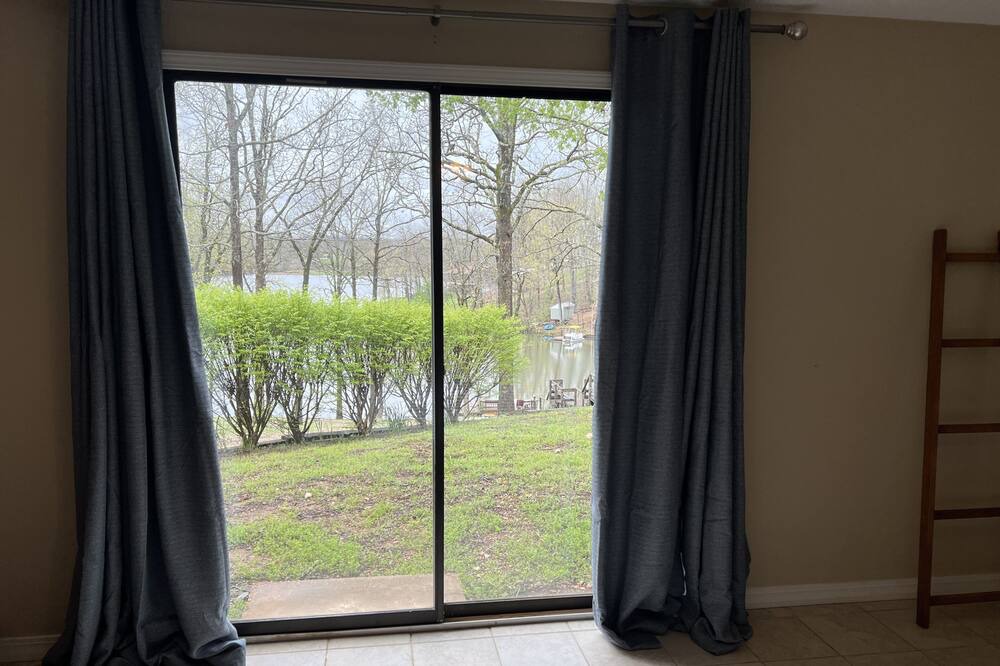 Photo of Bedroom in Hardy