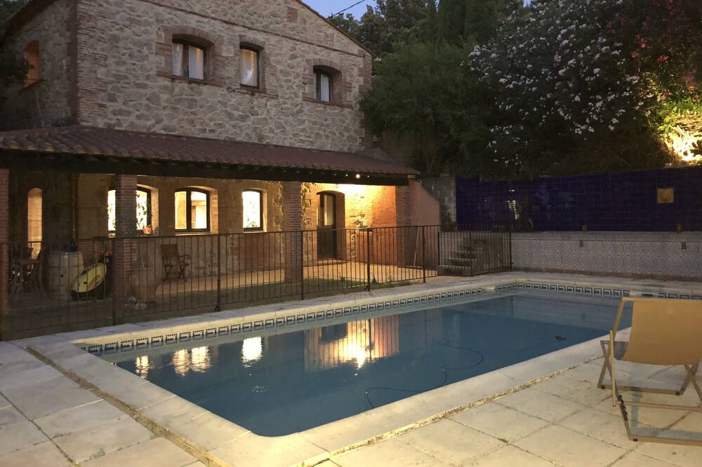 Photo of Outdoor in Thuir