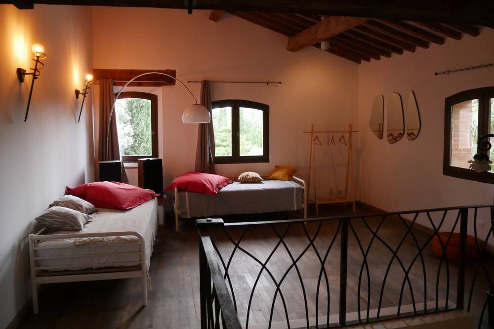 Photo of Bedroom in Thuir