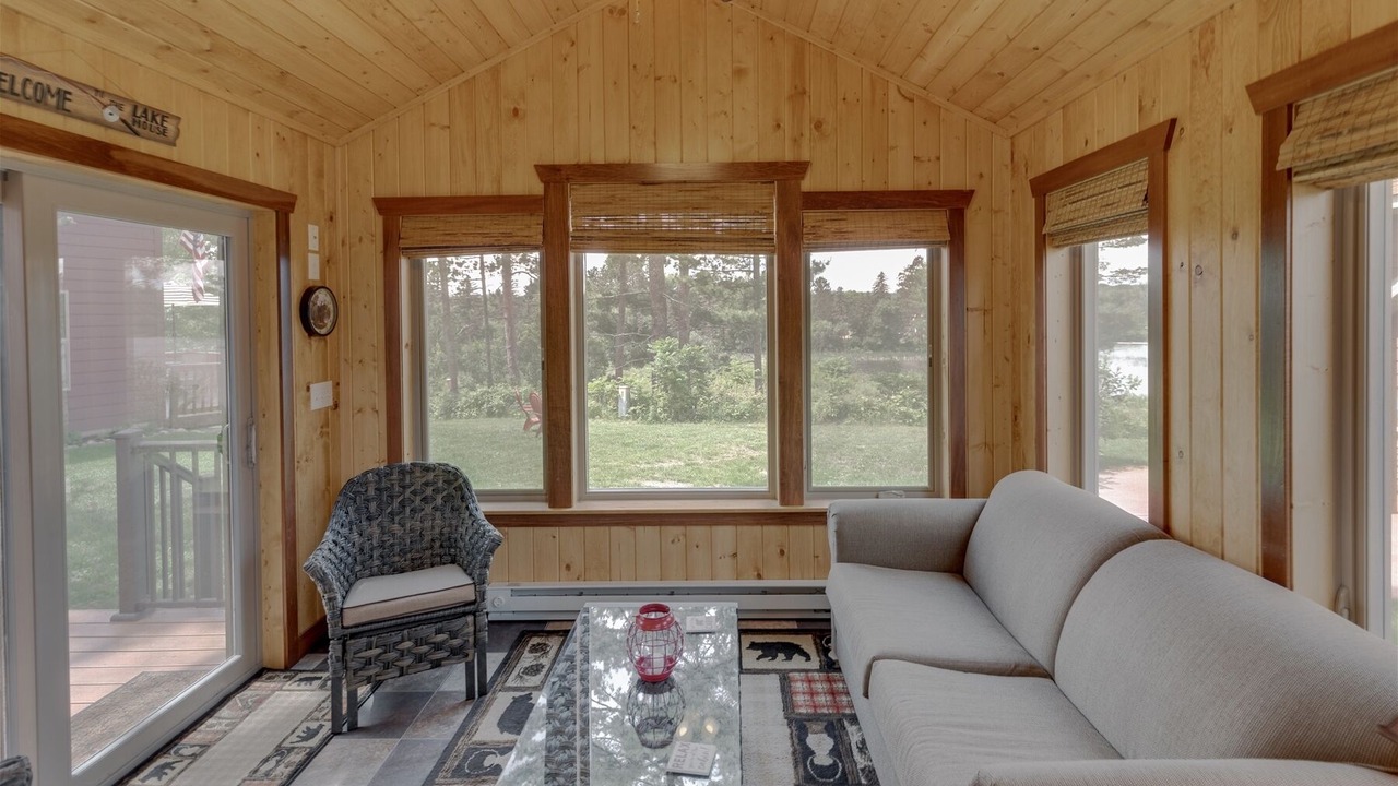 Photo of Livingroom in Walker