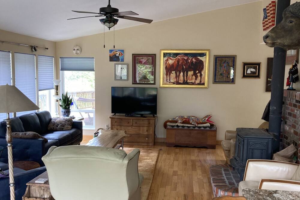 Photo of Livingroom in Brookings