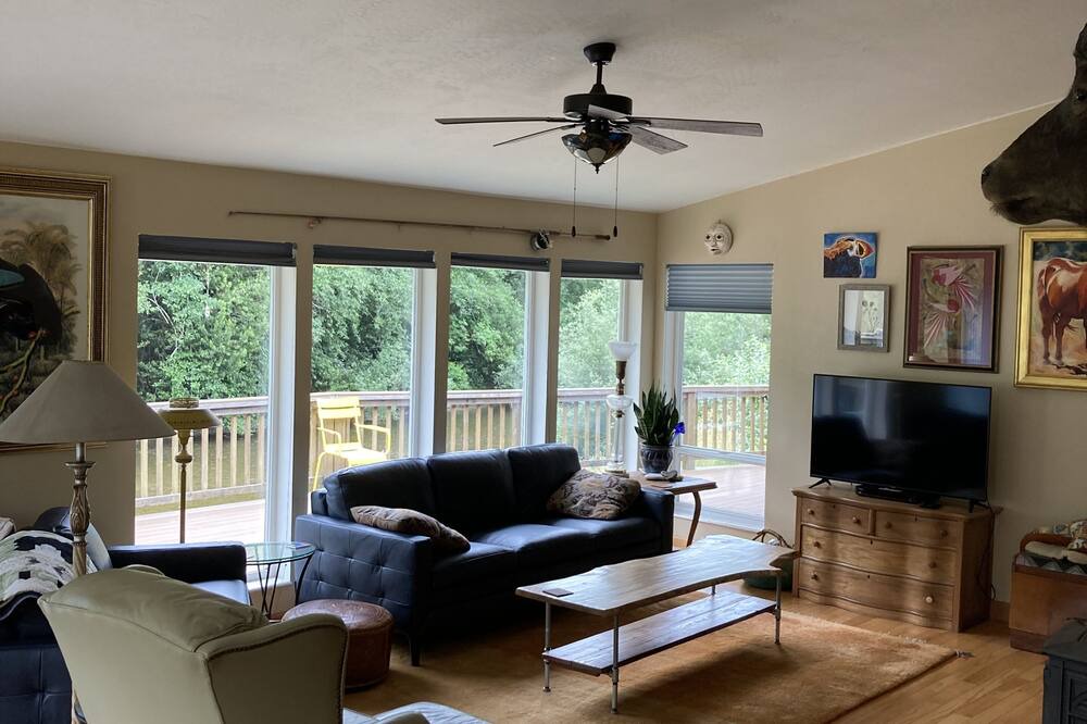 Photo of Livingroom in Brookings