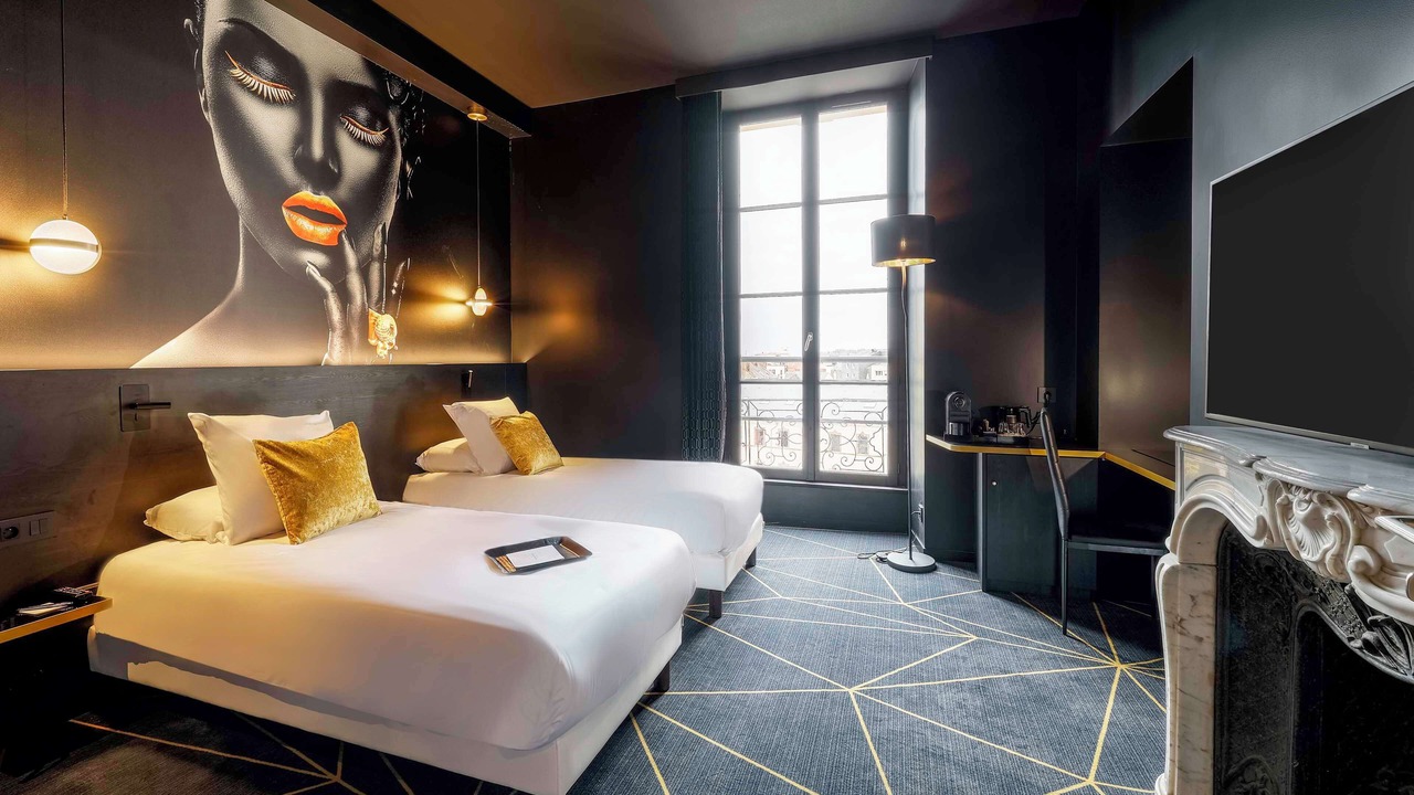 Photo of Bedroom in Republique