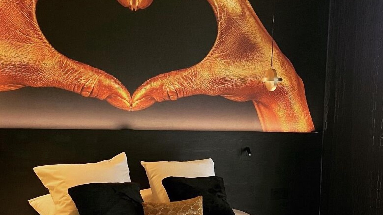 Photo of Bedroom in Republique