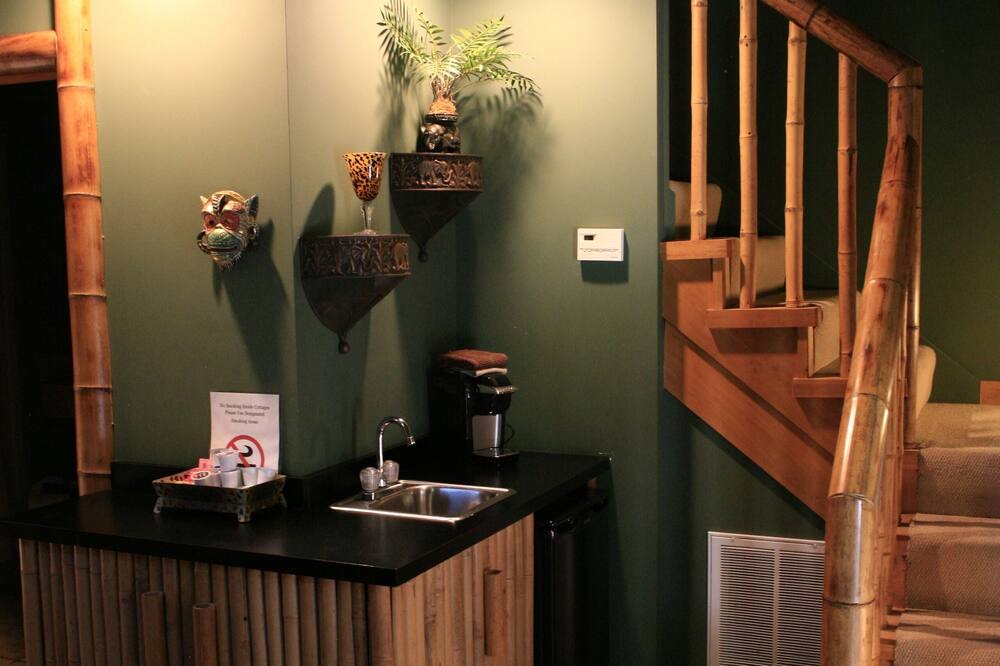 Photo of Bathroom in Utica