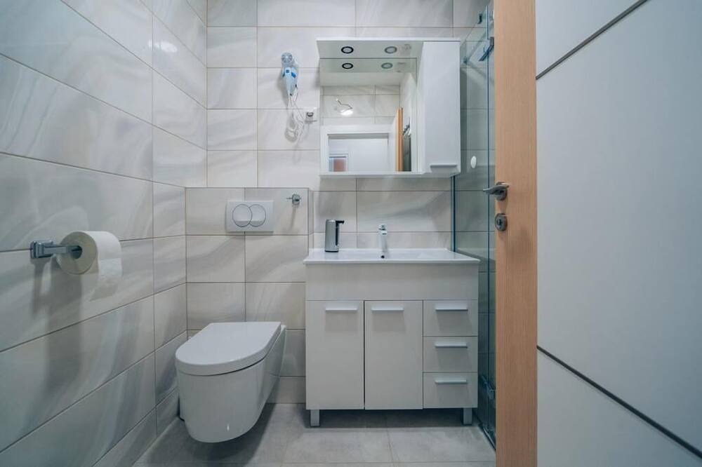 Photo of Bathroom in Popovici