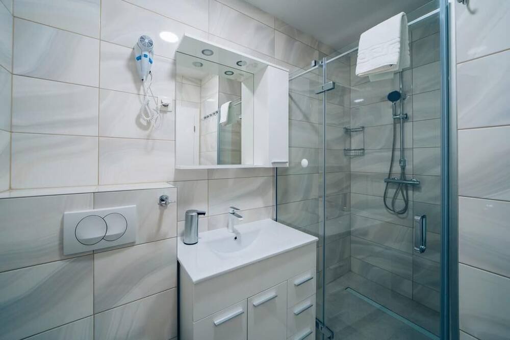 Photo of Bathroom in Popovici