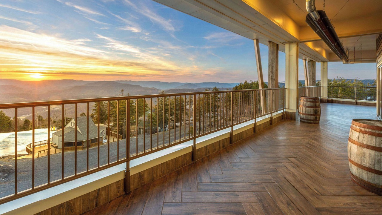 Photo of Others in Snowshoe