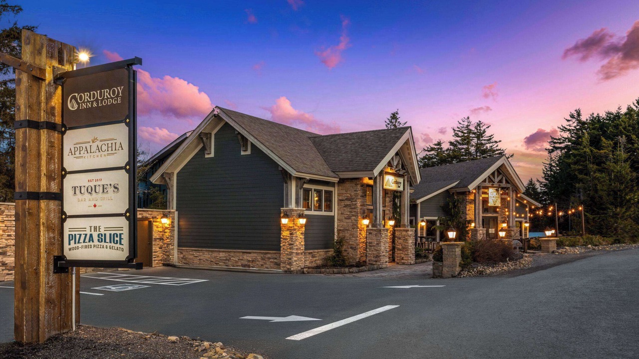 Photo of Outdoor in Snowshoe