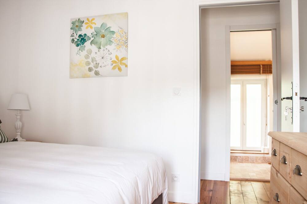 Photo of Bedroom in Arbonne-la-Foret
