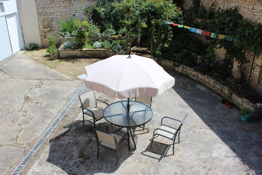 Photo of Patio Balcony in Saint-Jean-de-Sauves