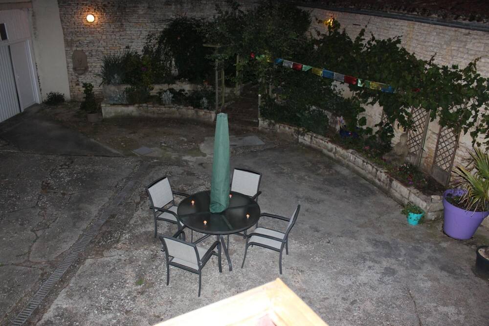 Photo of Patio Balcony in Saint-Jean-de-Sauves