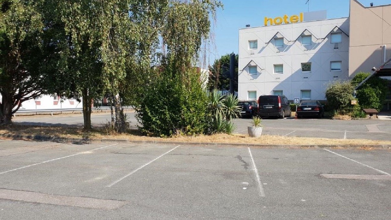 Photo of Others in Les Mureaux