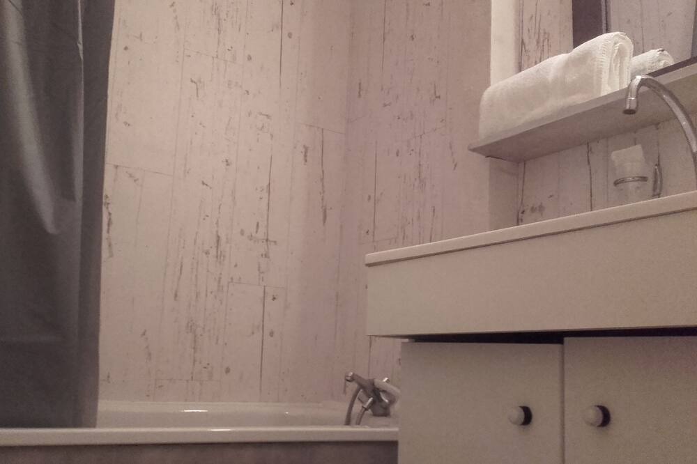 Photo of Bathroom in Dullin