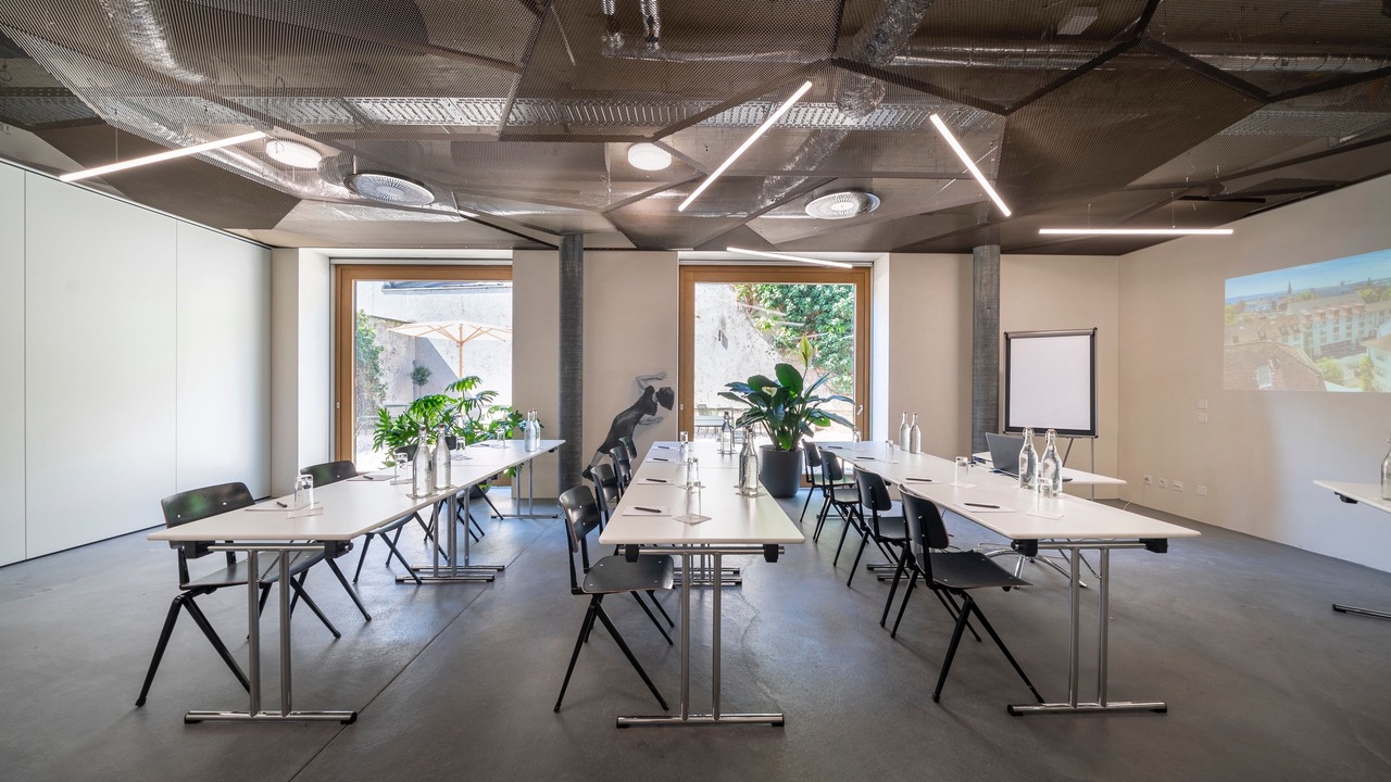 Photo of Others in Vorstadte