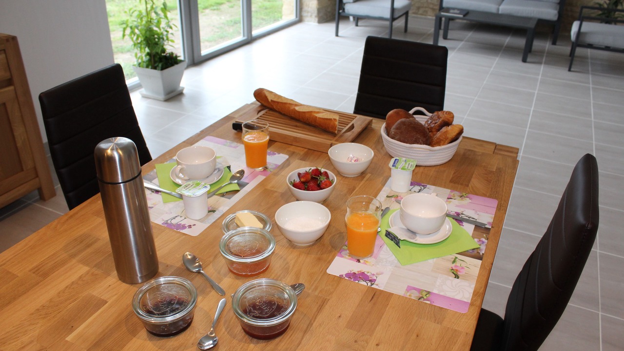 Photo of Others in Vix