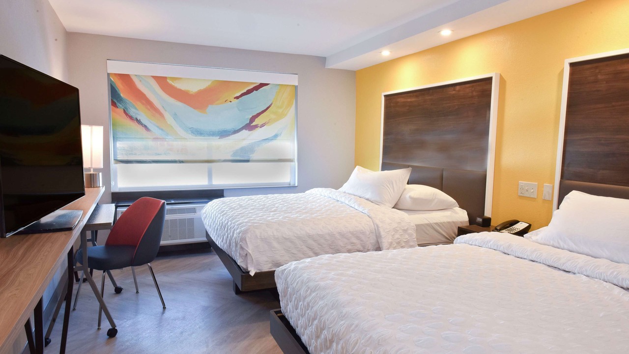 Photo of Bedroom in Lawrence
