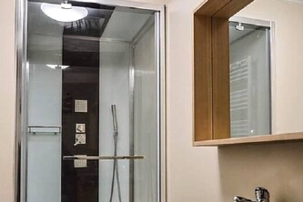 Photo of Bathroom in Mouchamps