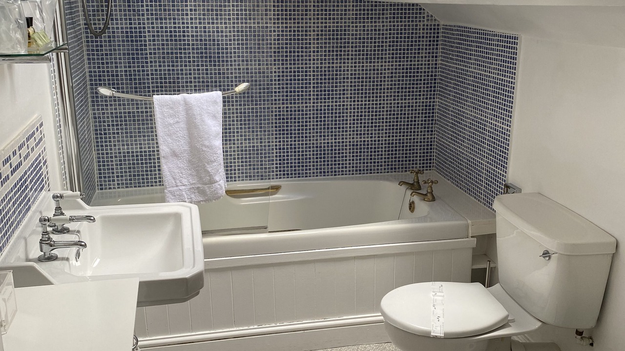 Photo of Bathroom in Dulverton