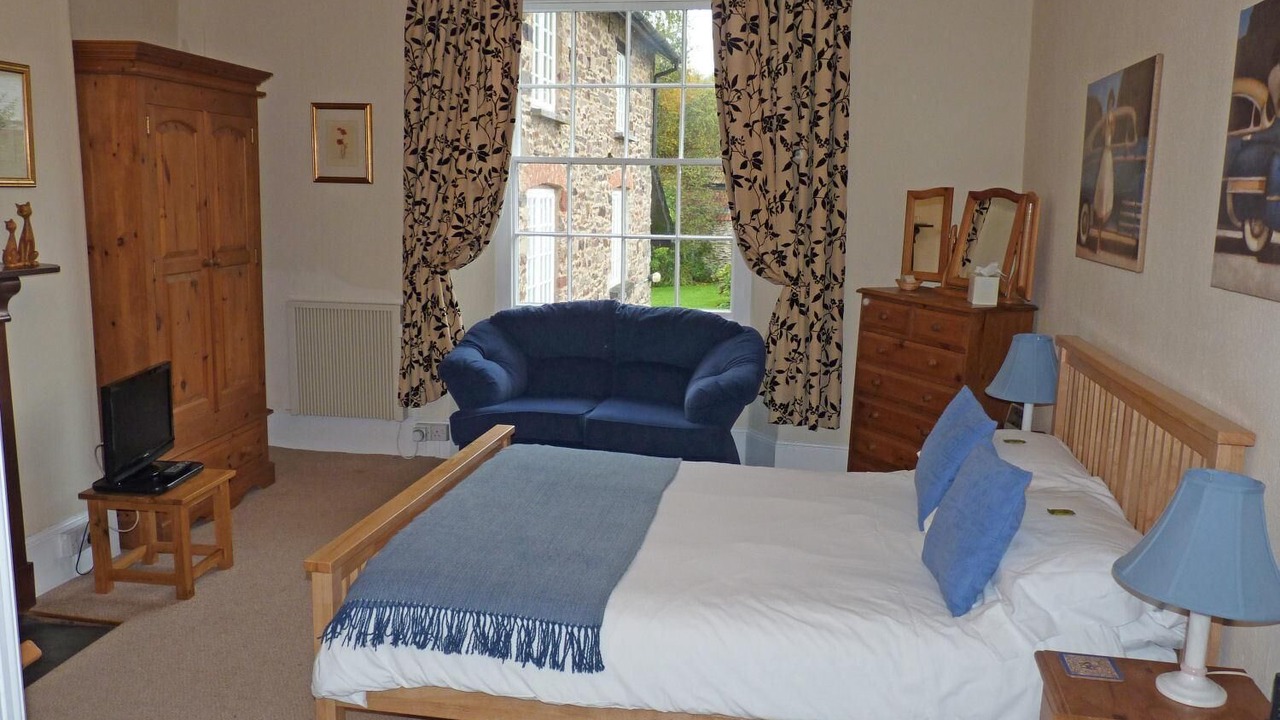 Photo of Others in Dulverton