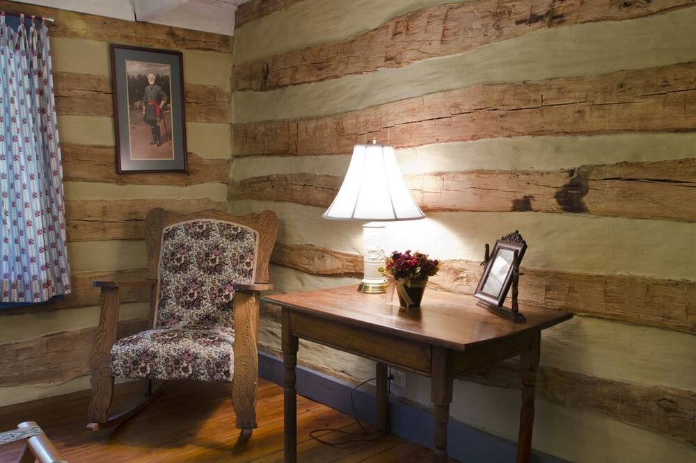 Photo of Bedroom in Lexington