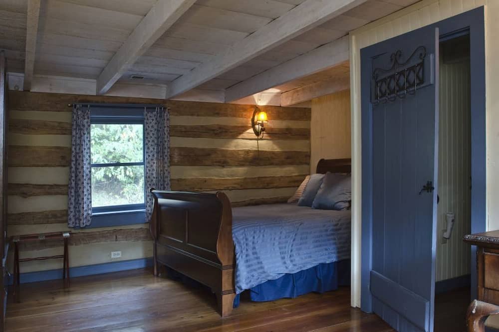 Photo of Bedroom in Lexington