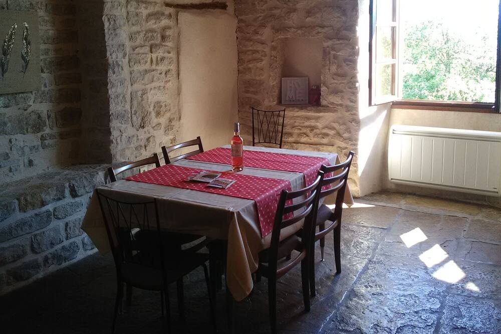 Photo of Kitchen in Ferrieres-les-Verreries