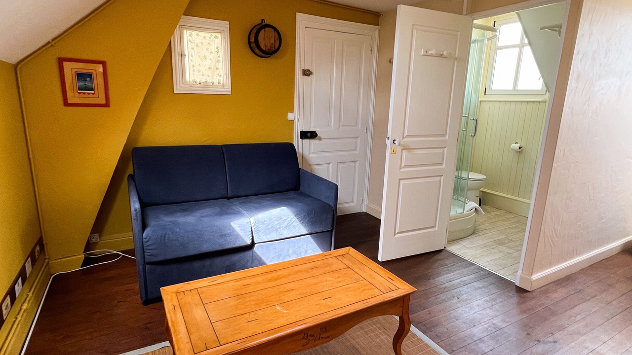 Photo of Others in Savigne-sur-Lathan