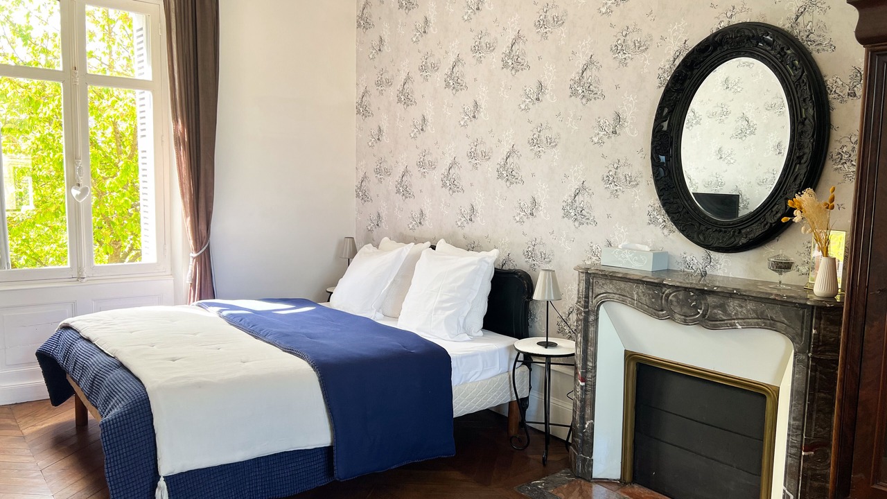 Photo of Others in Savigne-sur-Lathan