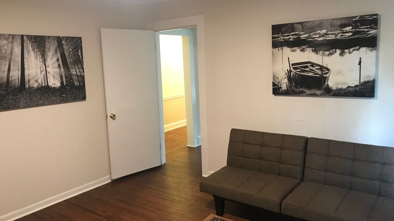 Photo of Livingroom in Forest City