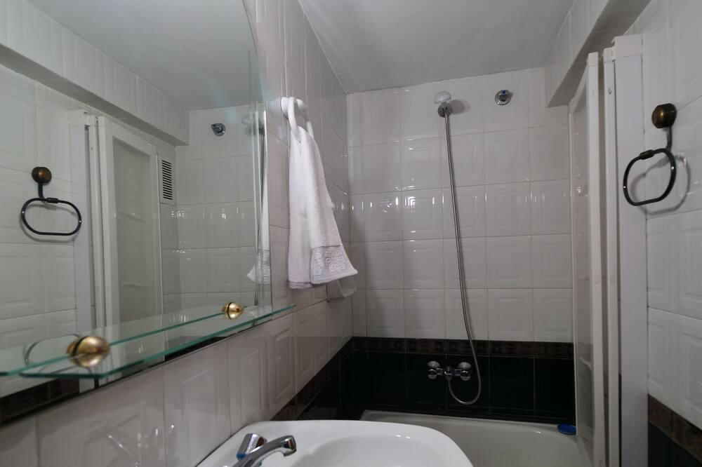 Photo of Bathroom in Vila-Rodona