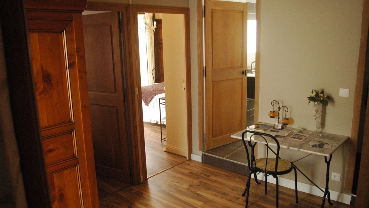 Photo of Others in Salives