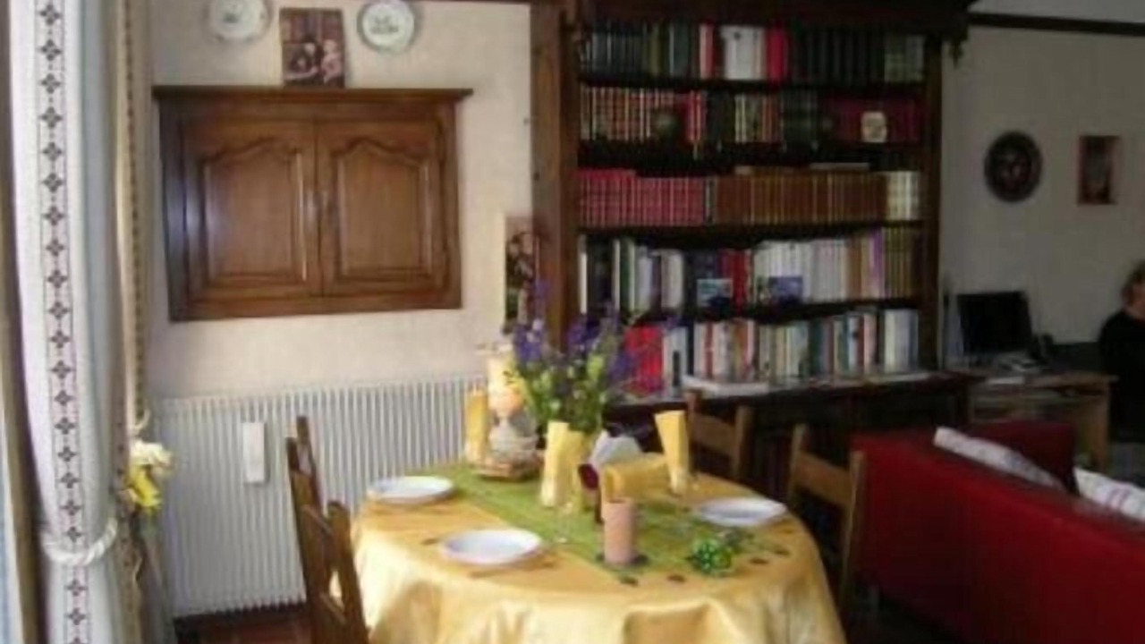 Photo of Others in Salives