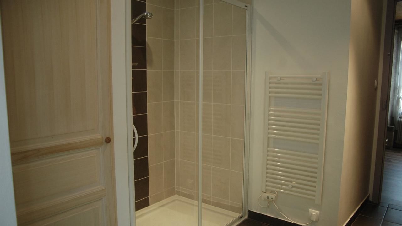 Photo of Others in Salives