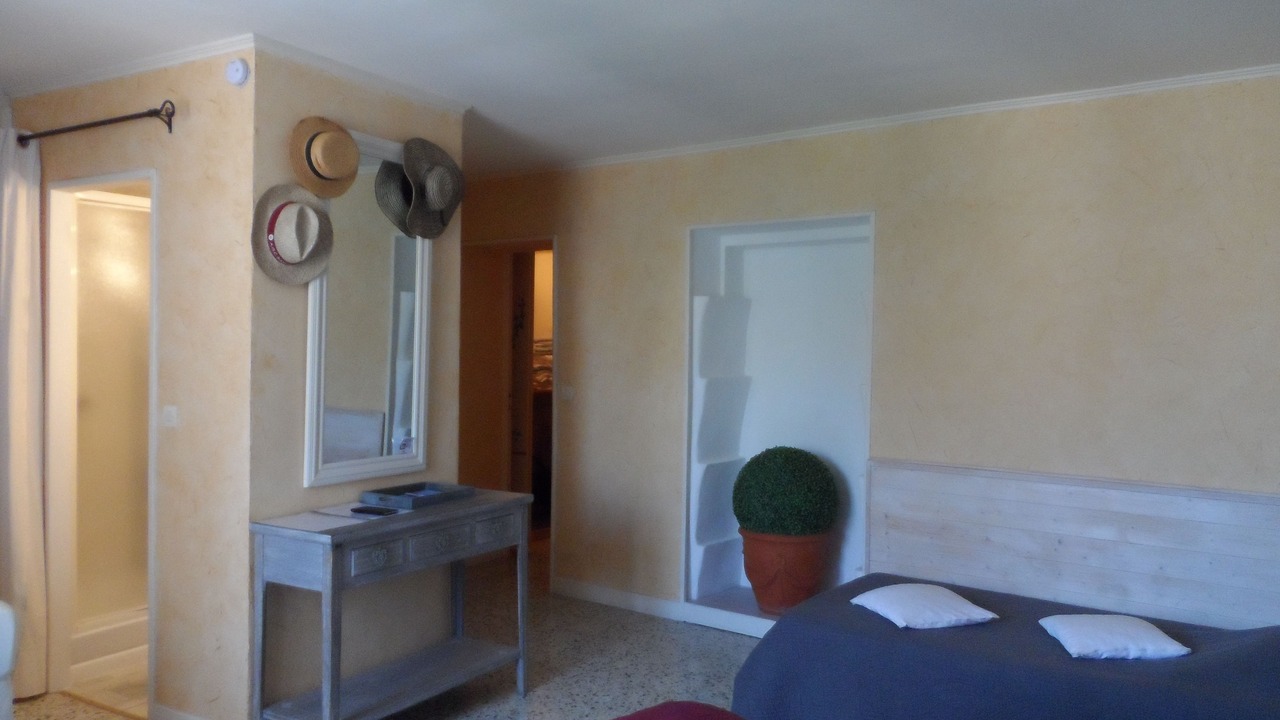 Photo of Bedroom in Cruzy